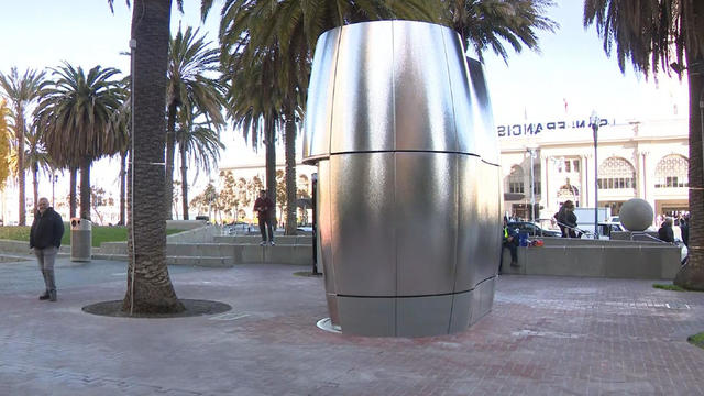 New public toilet at SF Embarcadero 