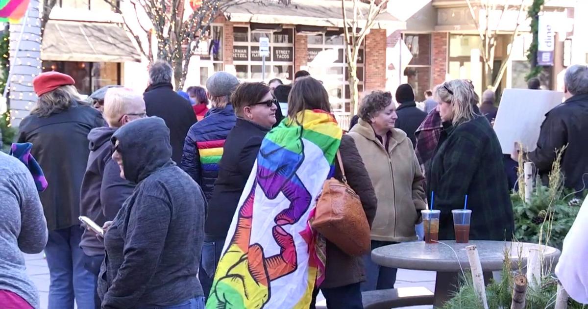 Rally, vigil held in Connecticut to honor victims of Colorado LGBTQ+ bar shooting