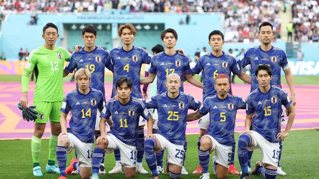 After upset win over Germany in World Cup, Japanese players leave dressing room 