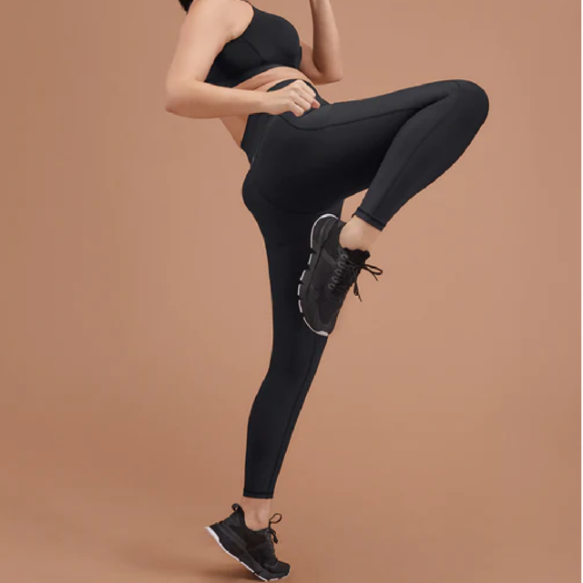 Victoria's Secret Pink Nation Yoga Pants Medium Black Leggings Logo Dog  Mesh Stretch Workout EUC