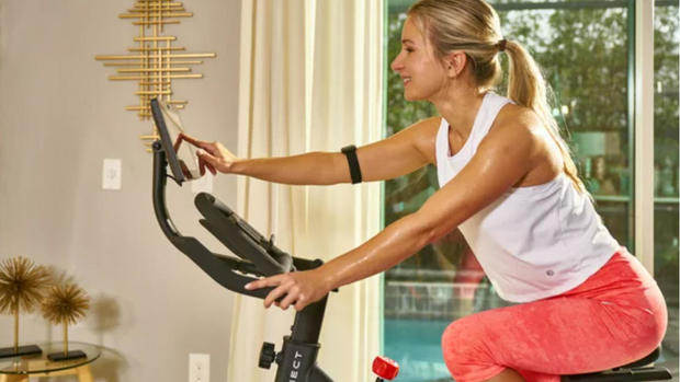 Walmart Cyber Monday: The Echelon Connect Sport-S indoor cycling bike is $502 off
