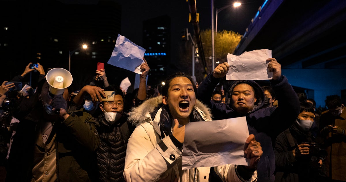 China's Xi Jinping faces calls to step down as deadly fire sparks unprecedented protests over "zero-COVID" policy