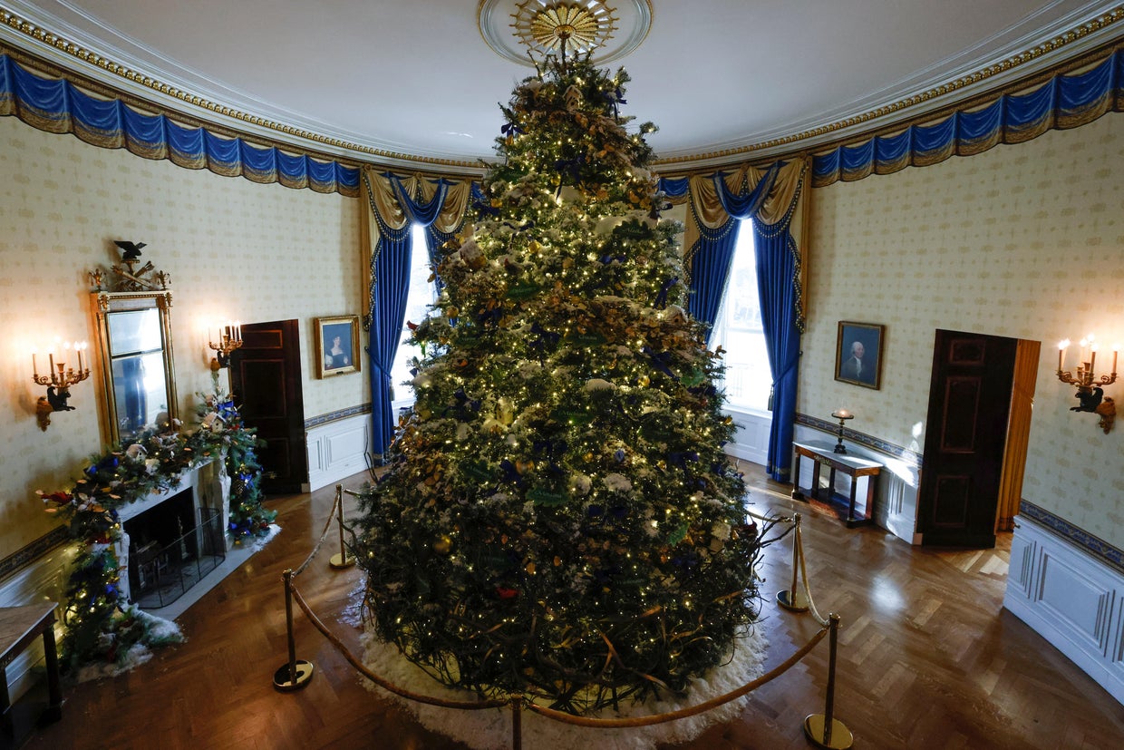 Christmas decorations on the theme "We the People" are unveiled at the White House 