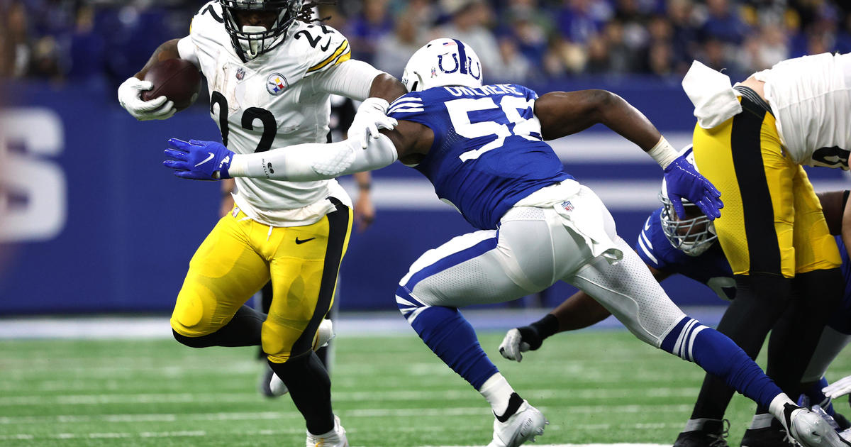 Pittsburgh Steelers running back Najee Harris (22) carries the ball during  the second half of an NFL football game against the Buffalo Bills in  Orchard Park, N.Y., Sunday, Oct. 9, 2022. The