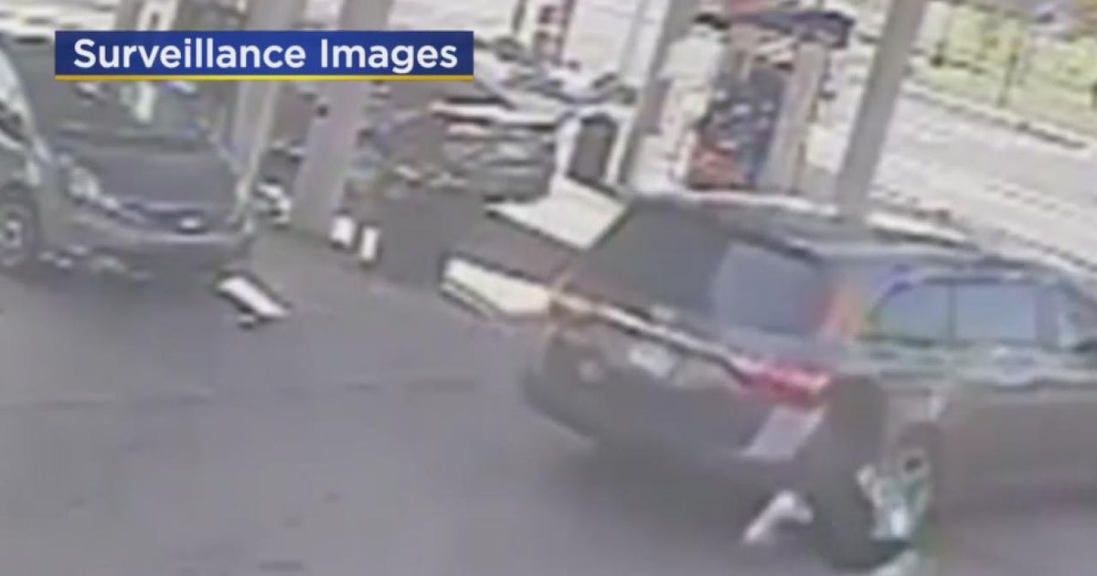 Video shows 2 men in ski masks robbing Sunoco gas station CBS