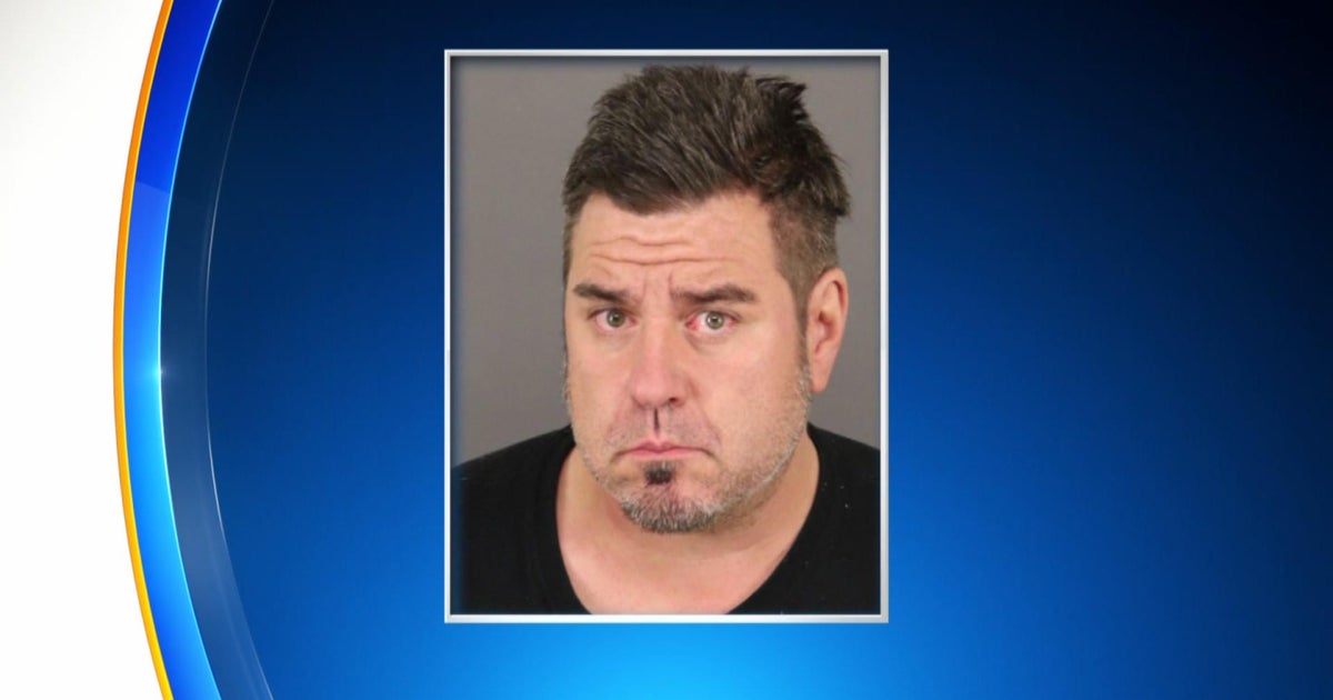 Kidnapping suspect violated parole, held in police custody - CBS Colorado