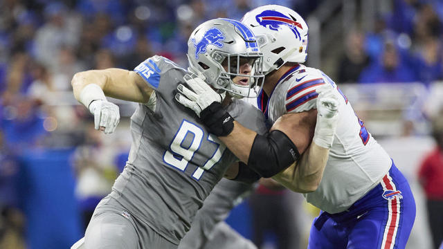 Lions' Aiden Hutchinson named Defensive Rookie of the Month