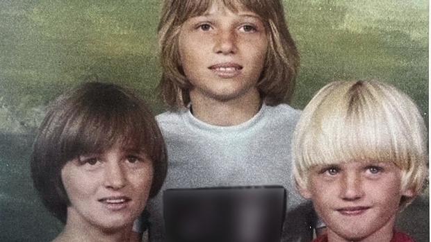 Linda Slaten's sons: "We wanna know who killed our mom" 
