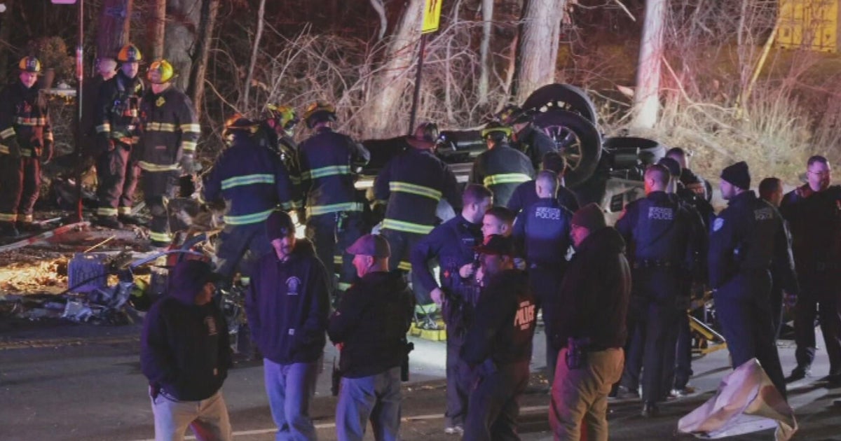 2 dead after crash on Grafton Street in Worcester CBS Boston