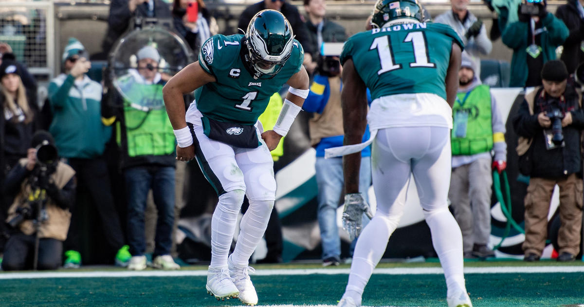 Eagles, A.J. Brown try to clinch playoff spot vs. Titans