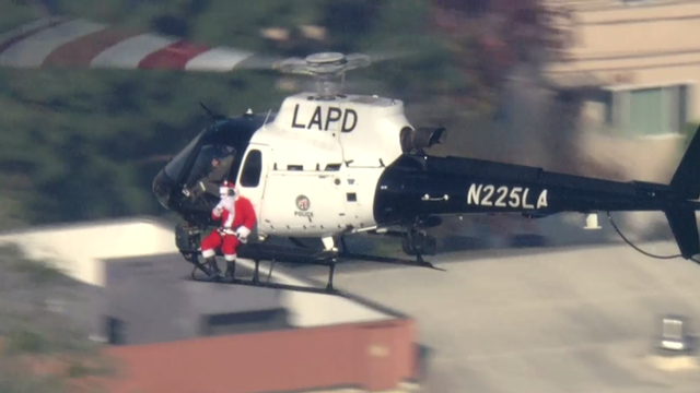 santa-helicopter-1.png 