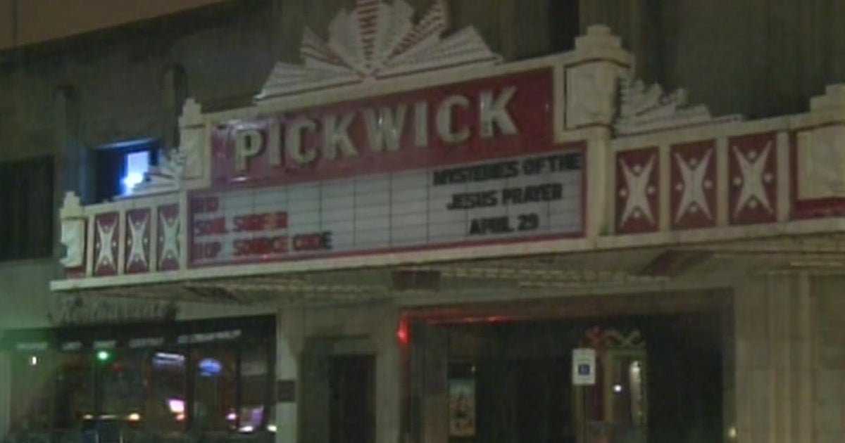 Pickwick Theatre hopes new owner will take over CBS Chicago