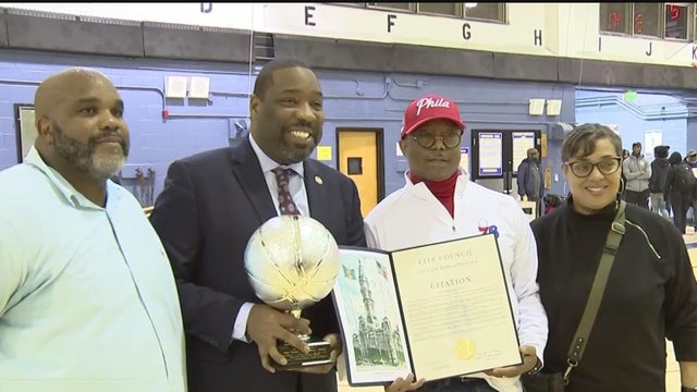 late-temple-coach-john-chaney-honored-by-philadelphia-city-council.jpg 