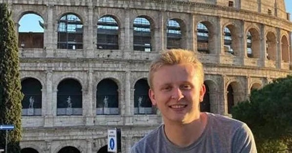 L’étudiant américain Ken DeLand est porté disparu en France. La famille dit « nous craignons le pire » L’étudiant américain Ken DeLand est porté disparu en France. La famille dit « nous craignons le pire »