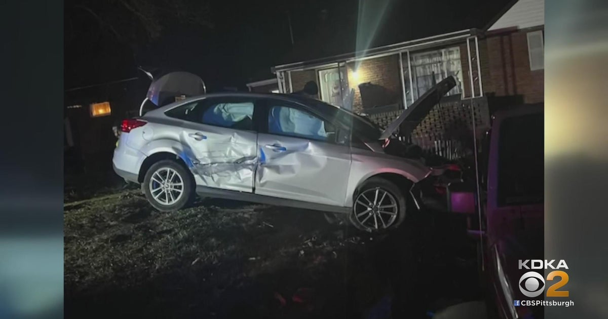 Teen charged after high-speed chase ends in front of Fayette County ...