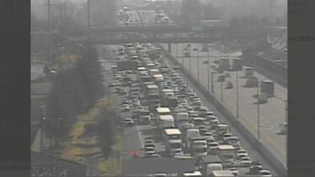 Northbound I-880 injury crash in Oakland 