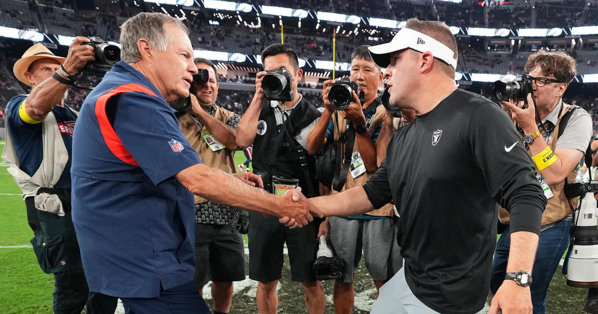 How Josh McDaniels handled Patriots exit, taking assistants to Raiders –  NBC Sports Boston