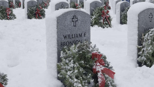 wreaths-winchendon.jpg 