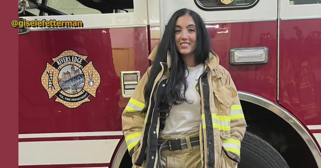 Giselle Fetterman training to be volunteer firefighter in Braddock(02)