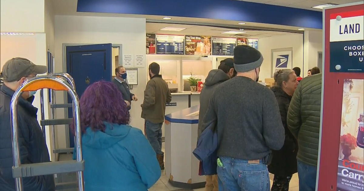 Vandalism, staff shortages blamed for long lines at Dillon Post Office ...