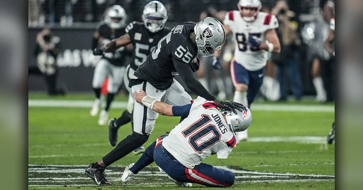 Chandler Jones snags lateral on wild final play as Las Vegas Raiders stun  Patriots 