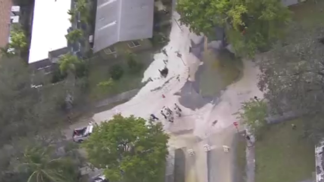 Hollywood water main break 