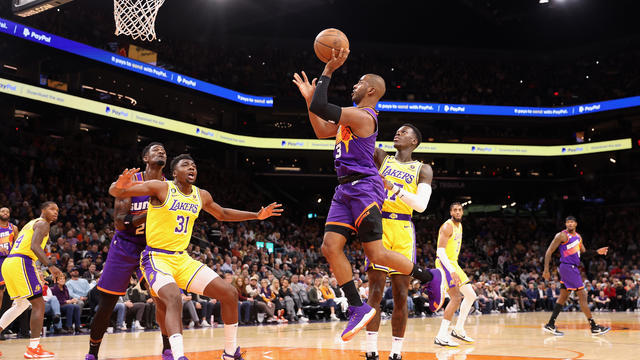 Los Angeles Lakers v Phoenix Suns 