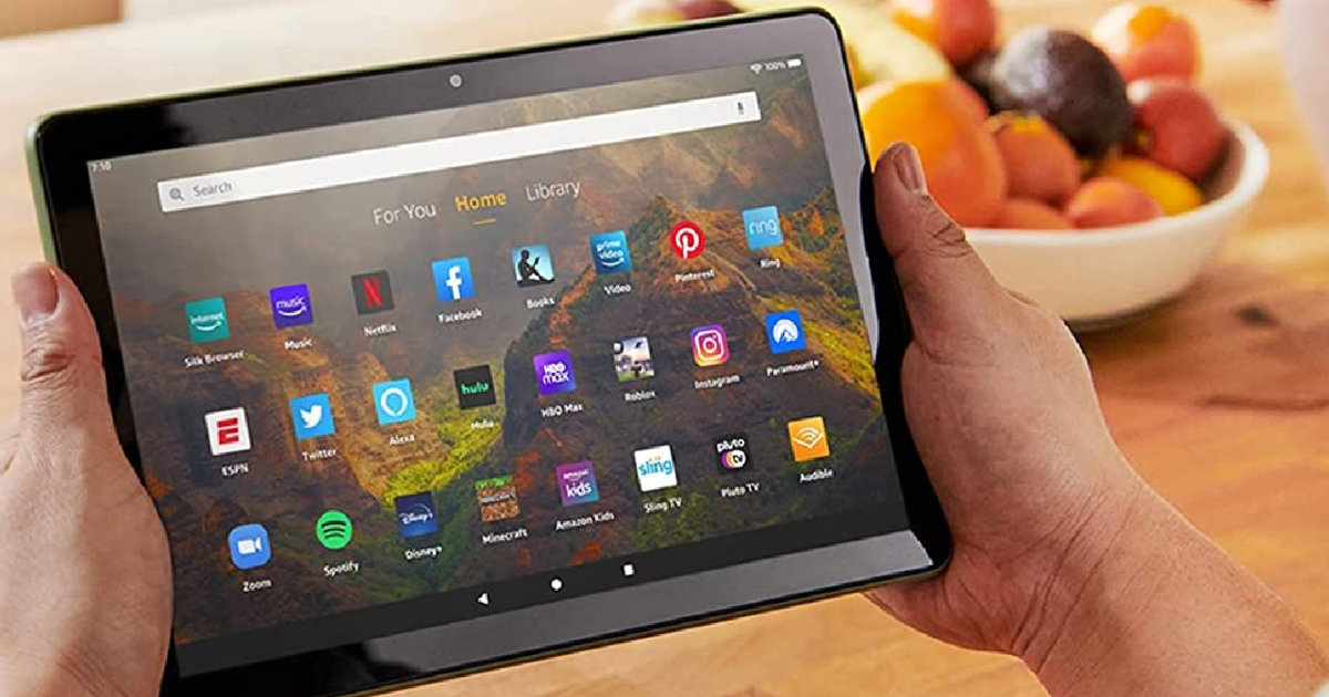 Amazon is offering an unbeatable deal on this Amazon Fire HD 10 table bundle, plus more last-minute gift ideas