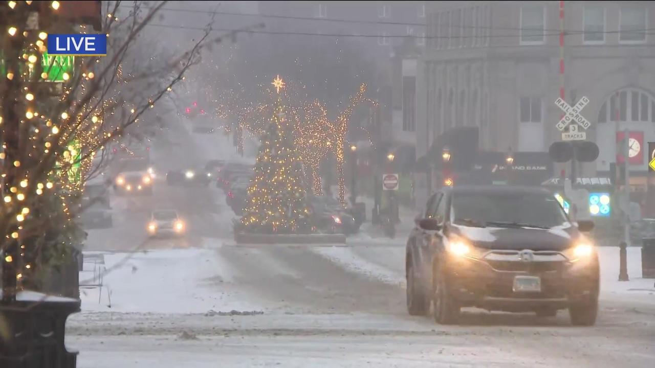 Chicago winter storm brings heavy snow, frigid temps