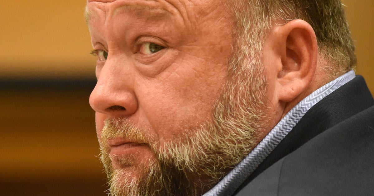 Alex Jones spent over $93,000 in July. Sandy Hook families who sued him have yet to see a dime - Vimarsana News