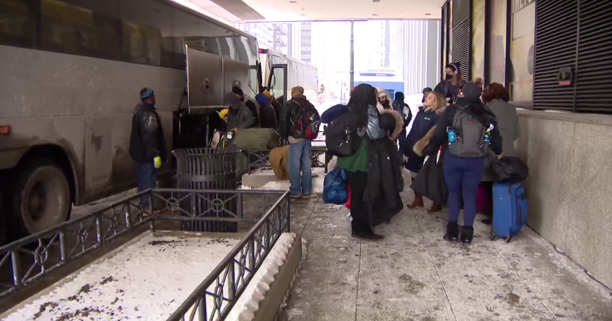 Amtrak passengers stuck in Chicago amid winter storms CBS Chicago