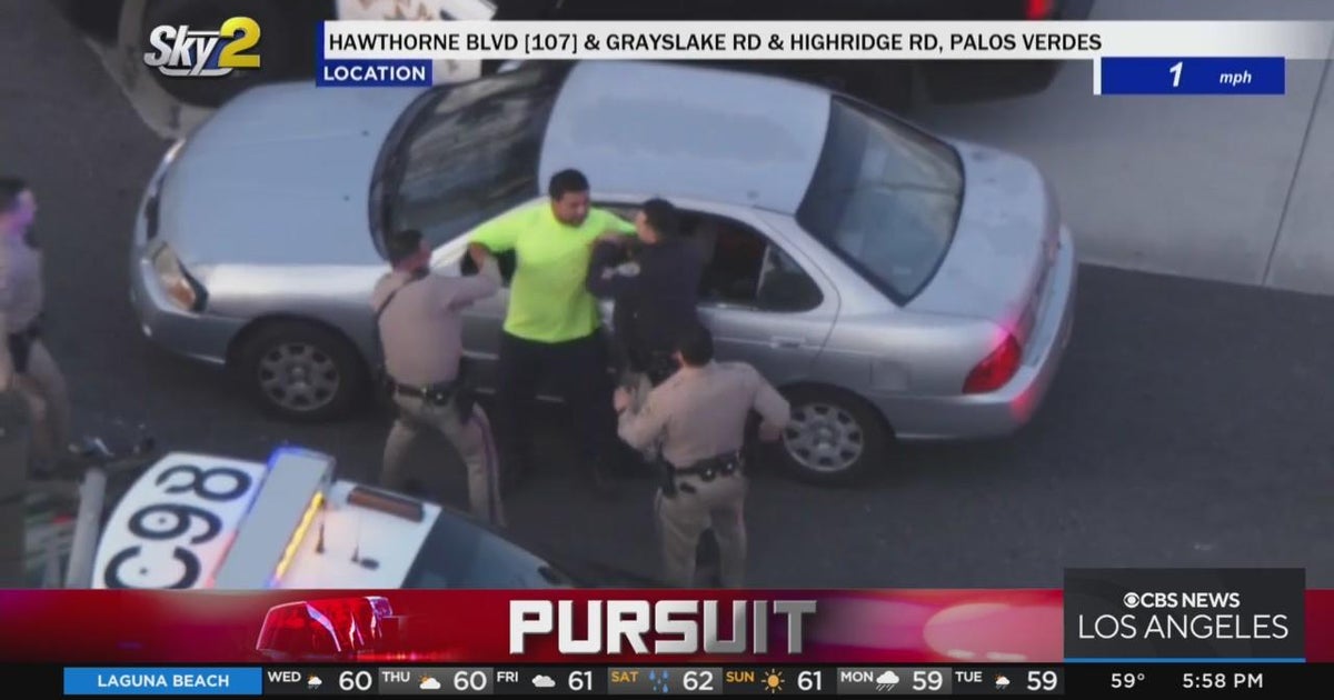 Police box in suspect to end pursuit - CBS Los Angeles