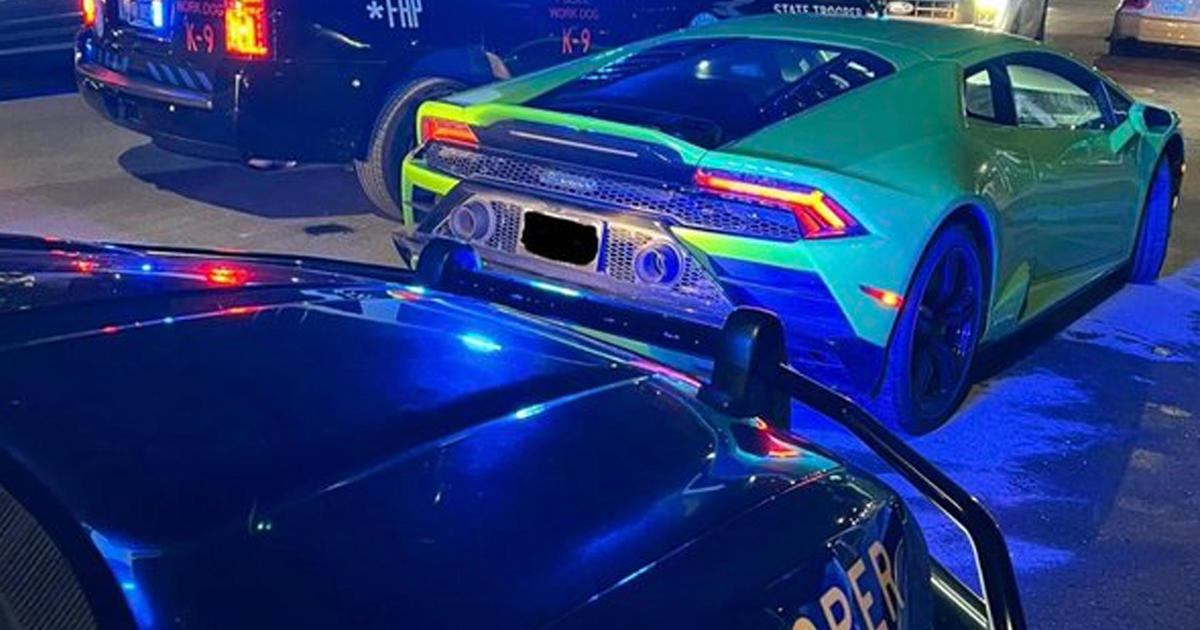 Lamborgini involved in photographs fired on Palmetto Expressway incident impounded