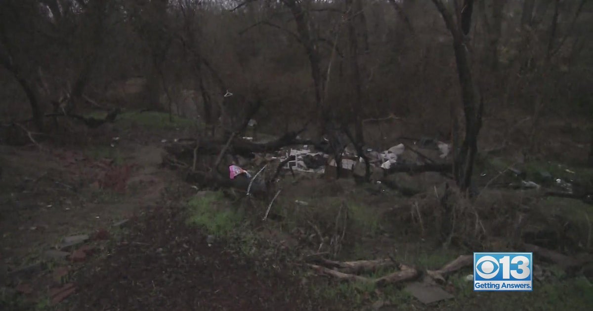Homeless camps along American River clear out in anticipation of flooding