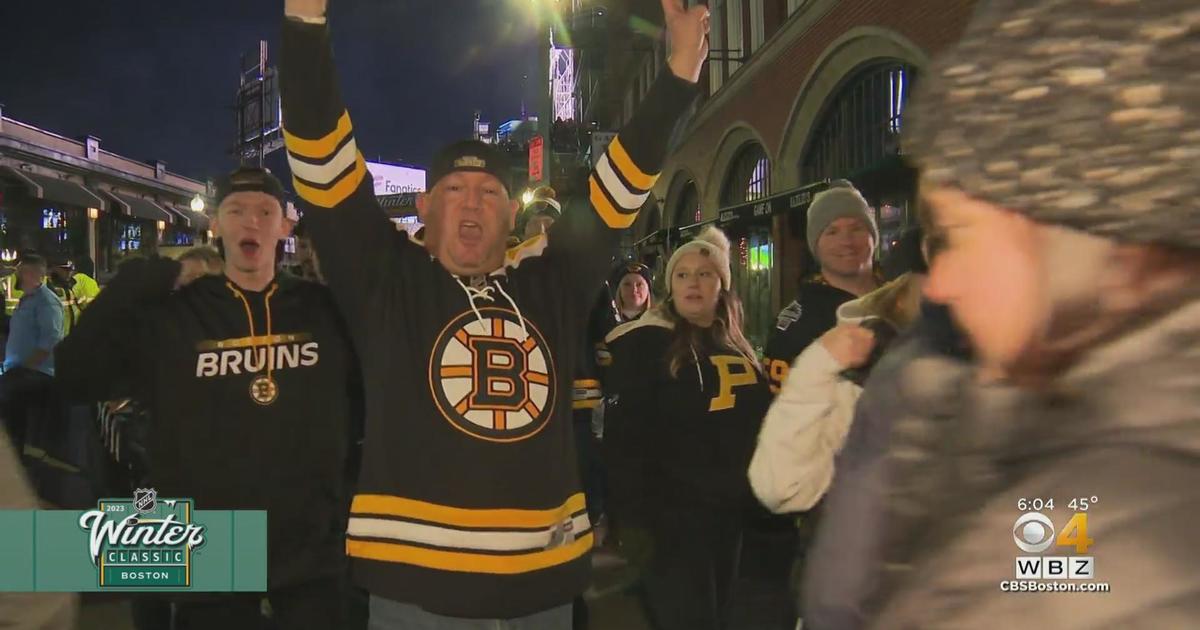 When the Penguins and Bruins meet in the Winter Classic, 2 fans