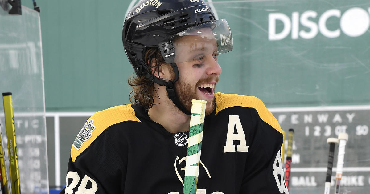 Jazzed up Winter Classic stick a point of pride for David Pastrnak