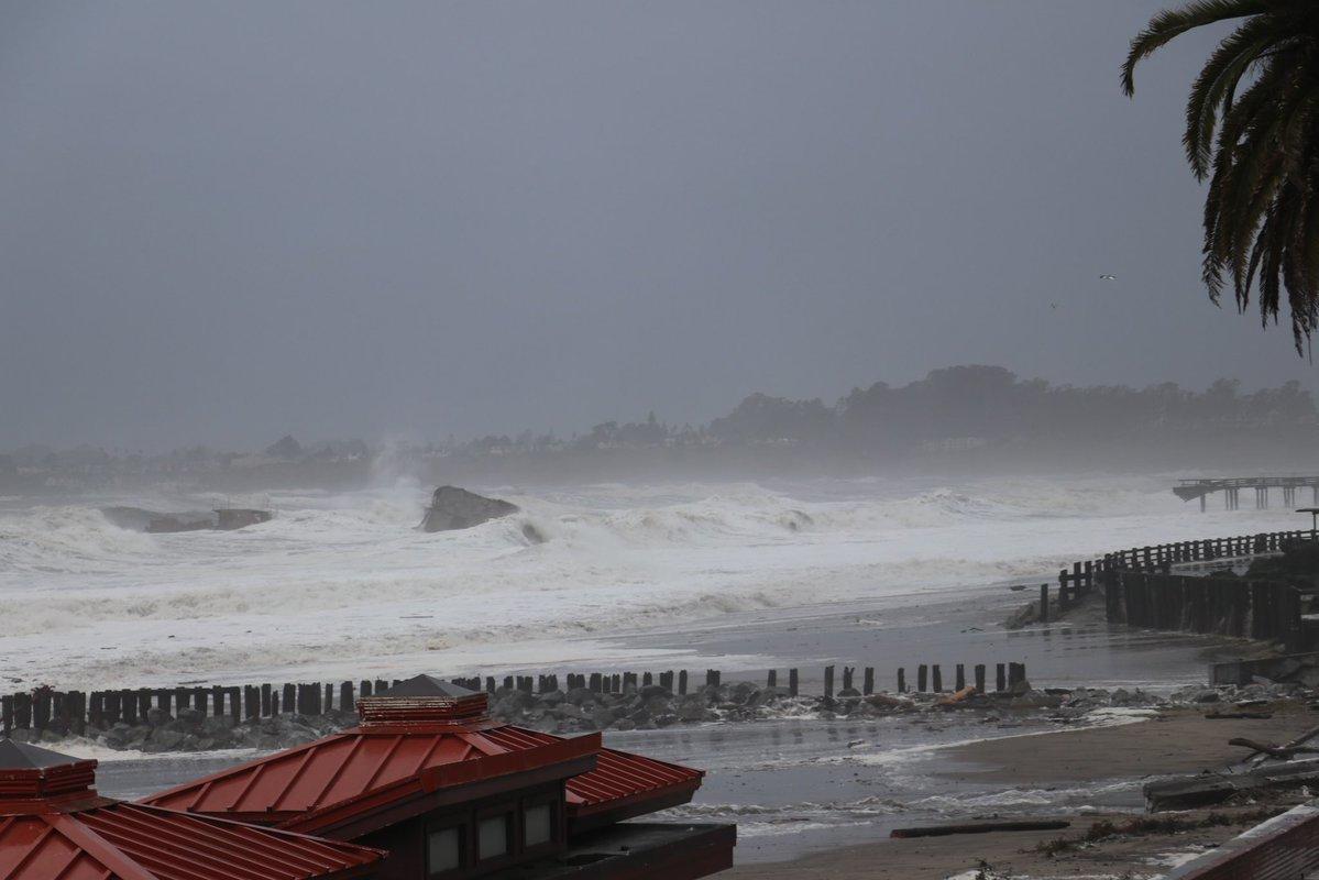 Damage and flooding in Aptos 
