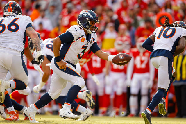 Chargers hold off Denver Broncos, will meet Ravens in playoffs Sunday –  Orange County Register