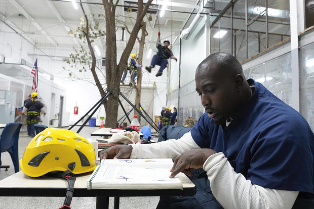 Inmate Tree Trim Training 