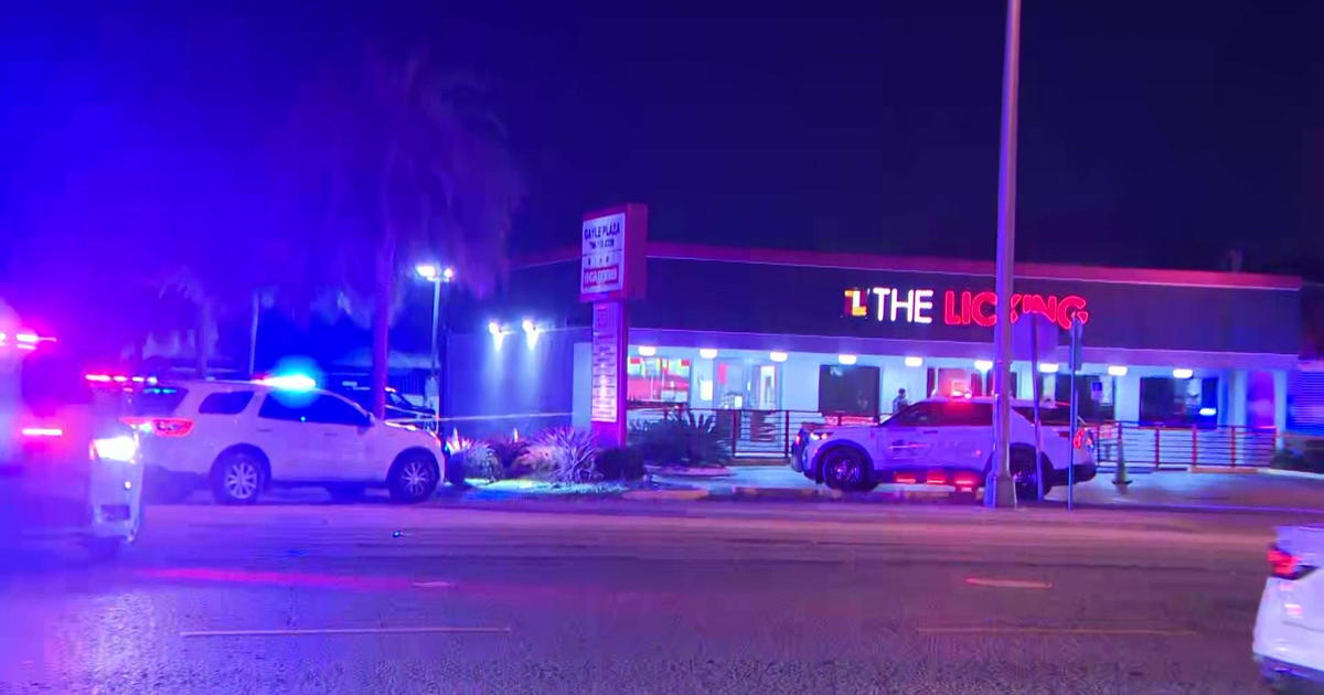 A closer appear at ‘The Licking’ Miami Gardens cafe where by 10 persons shot, injured