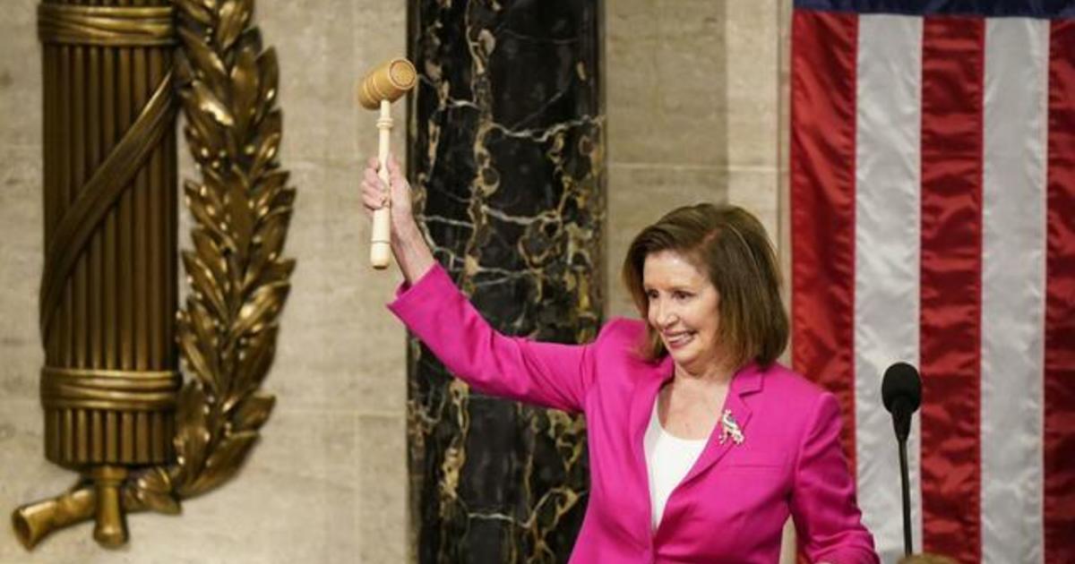 Flashback: Nancy Pelosi becomes the first woman speaker in 2007