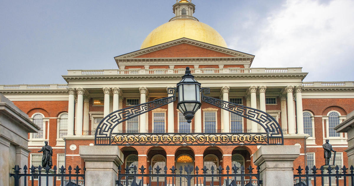 Massachusetts COVID public health emergency, vaccine mandate to end on May 11