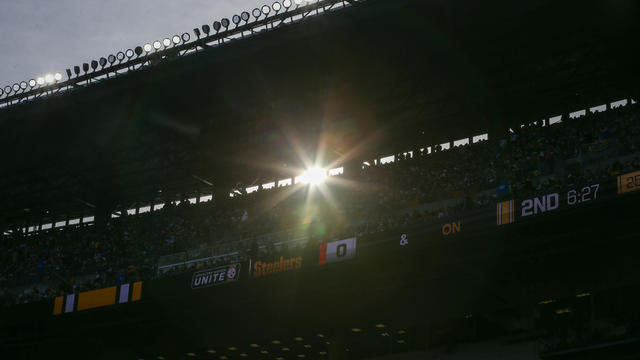 acrisure-stadium-sun-flare.jpg 