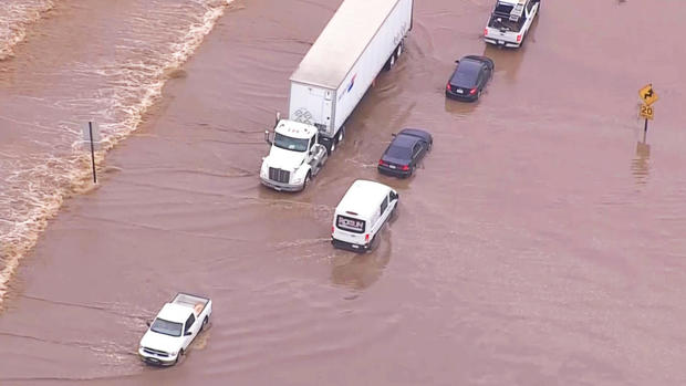 Flooding near Gilroy at US 101/SR 25 interchange 