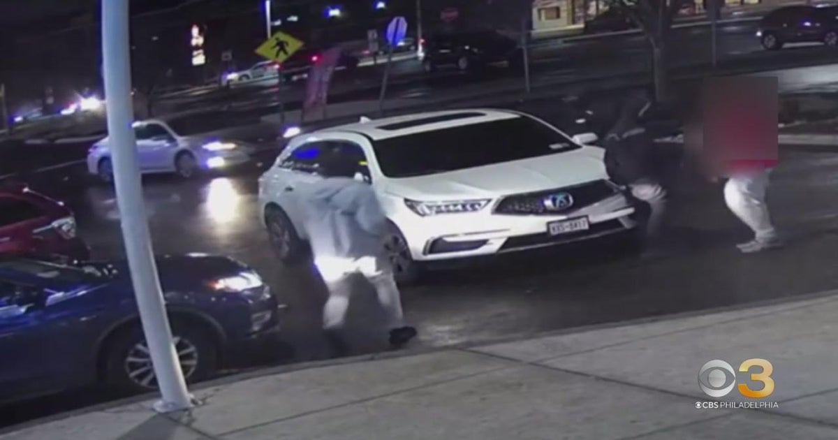 Philadelphia police look for suspects in Nicetown carjacking - CBS ...