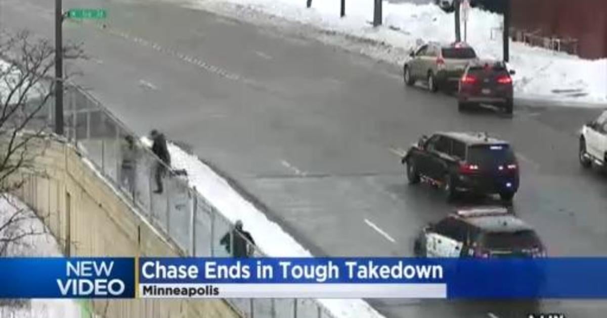 Watch: Suspect Slammed Into Fence By Officer After Ramming Cars On Mpls 