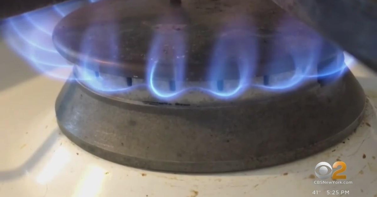 Consumer Product Safety Commission mulls banning gas stoves CBS New York