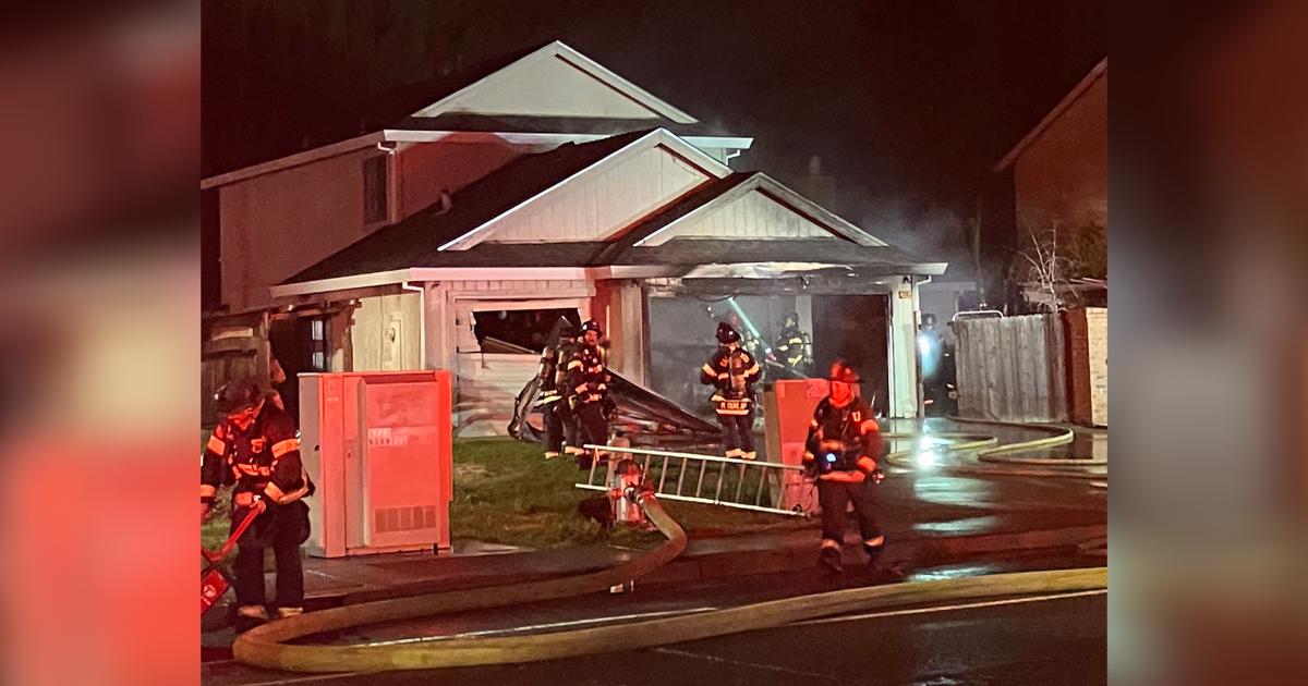 Vehicle catches fire engulfing a garage in flames - CBS Sacramento