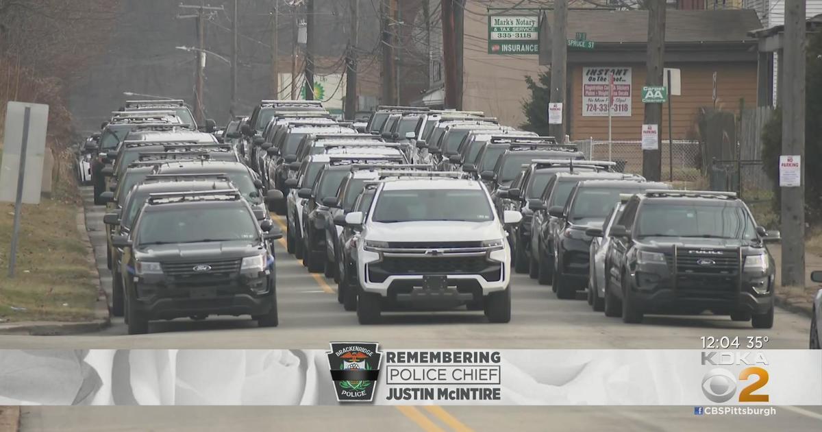 Hundreds Of Officers Come To Service For Fallen Brackenridge Police Chief Justin Mcintire Cbs 6594