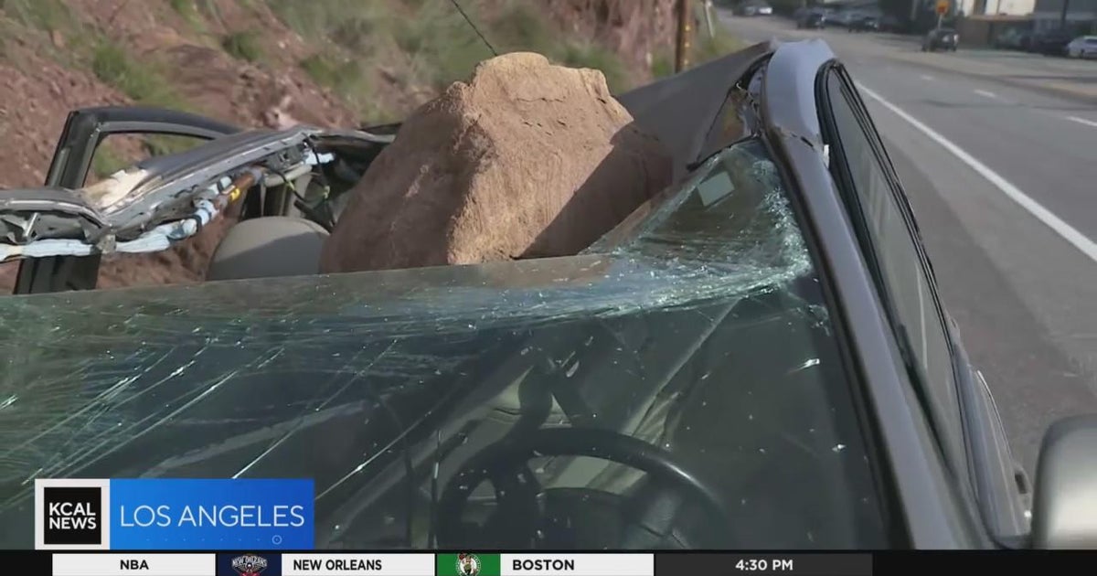 Driver narrowly escapes being crushed by boulder in Malibu CBS Los